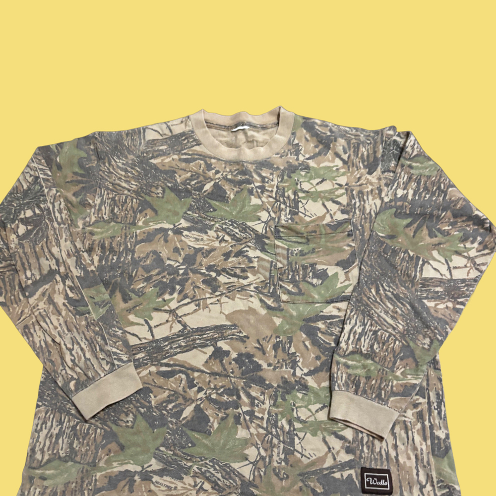 Vintage walls longsleeve t shirt